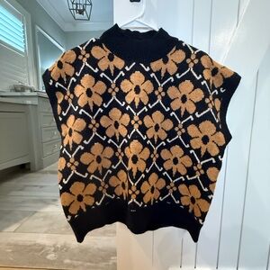 Never worn Entro vest, size M